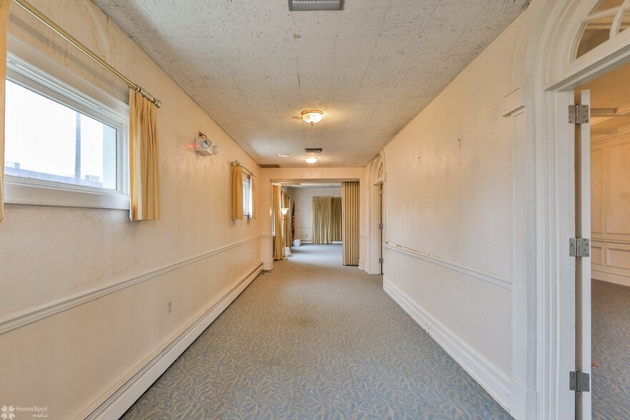 More Photos Of 1619 W Hamilton St, Allentown Funeral Home For Sale