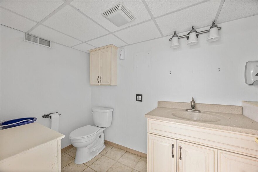 More Photos Of 1701 Kenneth Ave, Arnold Religious Facility For Sale