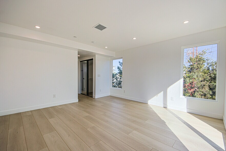 More Photos Of 5709 Auckland Ave, North Hollywood Apartments For Sale