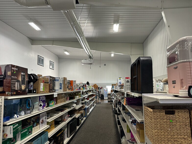 More Photos Of 3099 Highway 95, Mountain Grove Restaurant For Sale