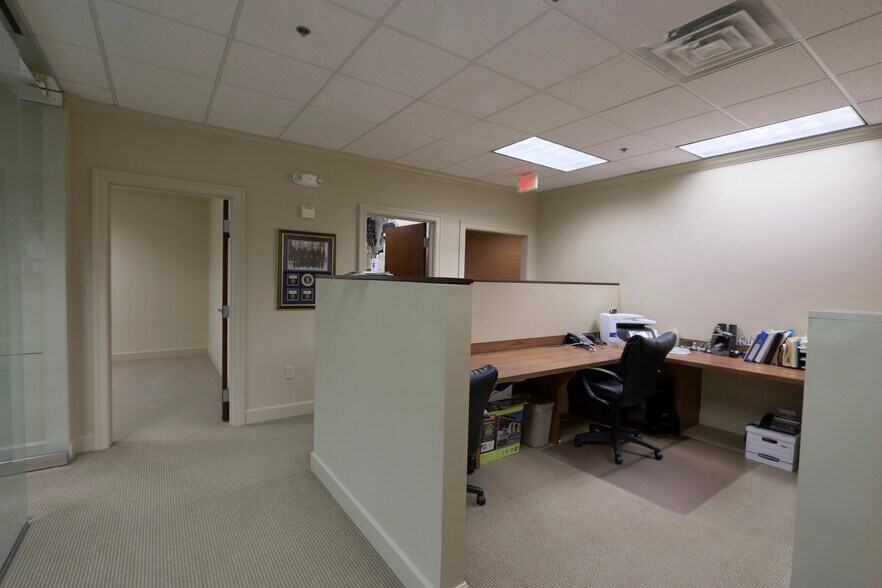 More Photos Of 5855 Sandy Springs Cir NE, Atlanta Office For Sale