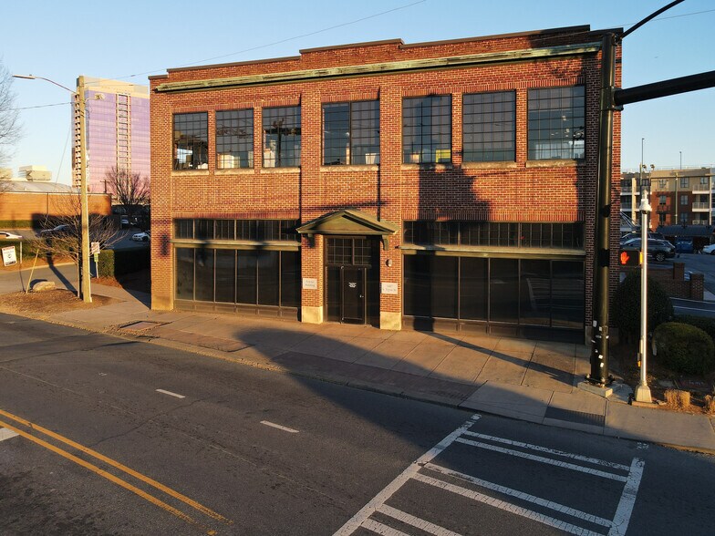 More Photos Of 1447 S Tryon St, Charlotte Office For Lease