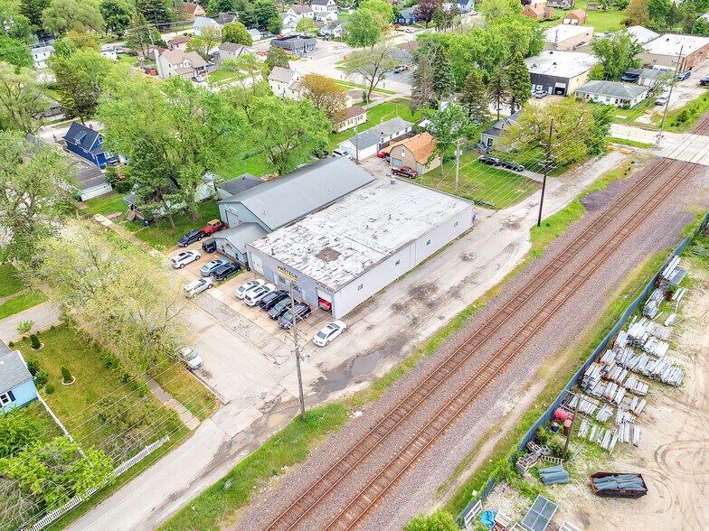 More Photos Of 26 E 34th Pl, Steger Auto Repair For Lease