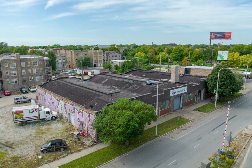 More Photos Of 3659 W Harrison St, Chicago Warehouse For Sale