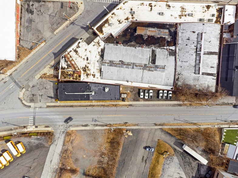 More Photos Of 433 N Pearl St, Albany Warehouse For Sale