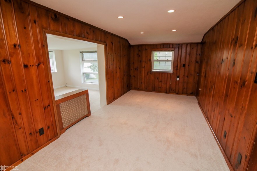 More Photos Of 3305 Municipal Dr, Whitehall Apartments For Sale