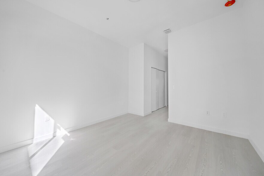 More Photos Of 1567 NW 1st St, Miami Apartments For Sale