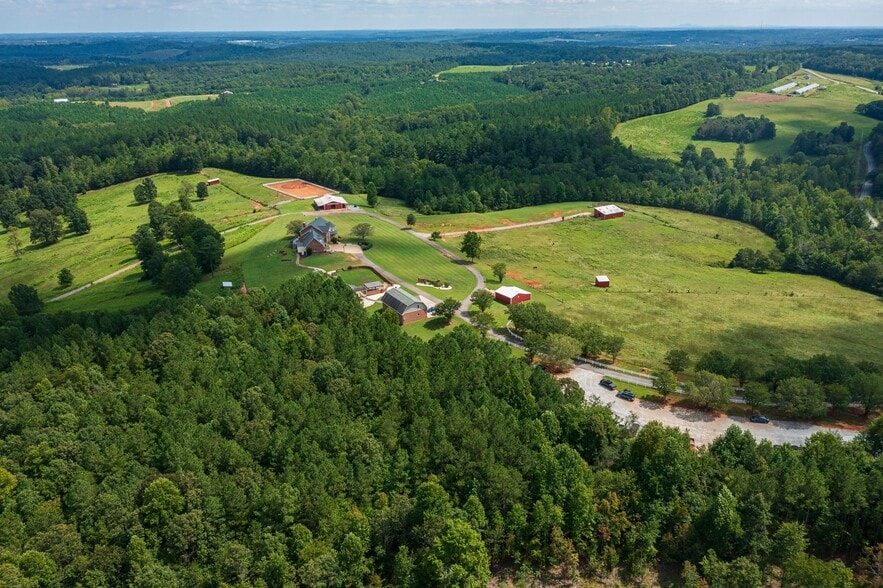 More Photos Of 517 Cub Creek Rd, Ellenboro Specialty For Sale