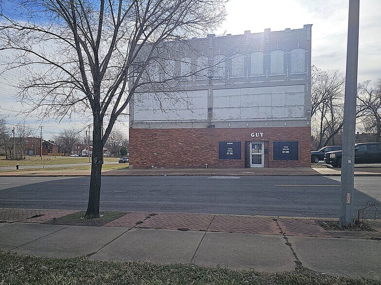 More Photos Of 2000-2014 Salisbury St, Saint Louis General Retail For Sale