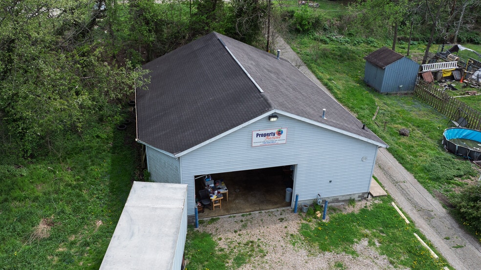 More Photos Of 80 Vine St, Newark Light Distribution For Sale