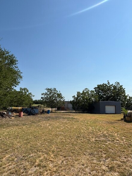 More Photos Of 5440 TX-123 Bypass South, Seguin Industrial For Sale