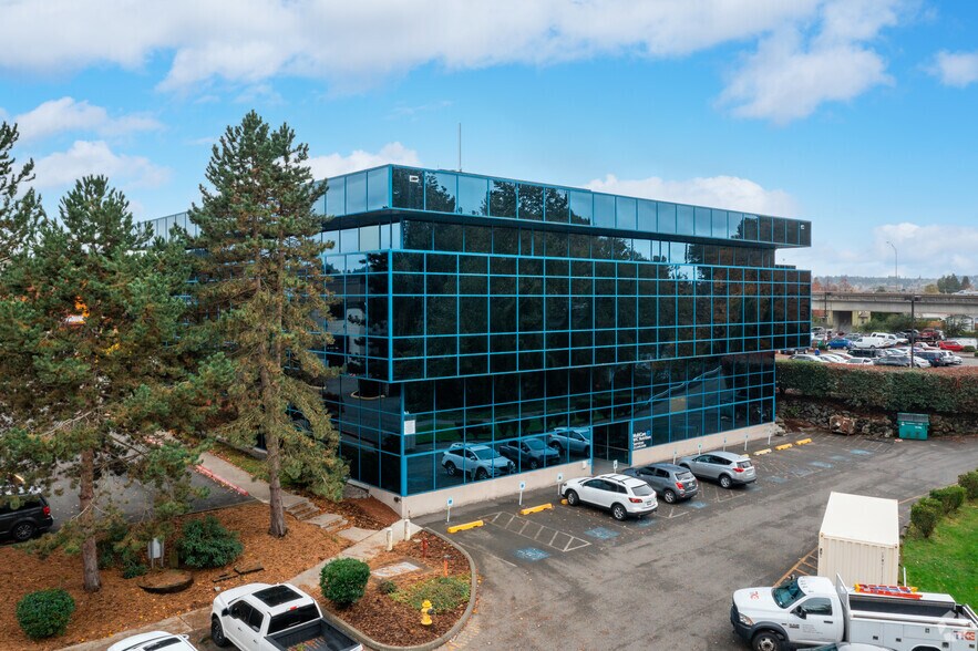 More Photos Of 1011 E Main Ave, Puyallup Unknown For Lease