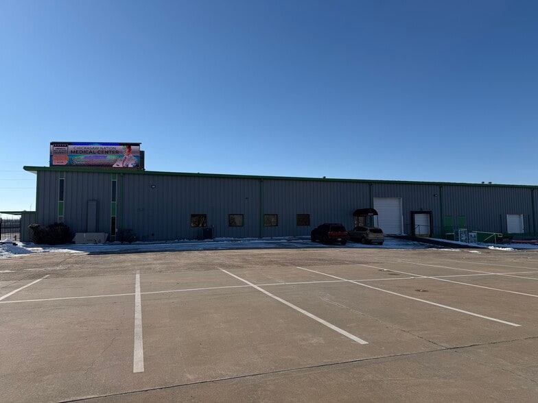 More Photos Of 8009 S I 35 Service Rd, Oklahoma City Manufacturing For Lease