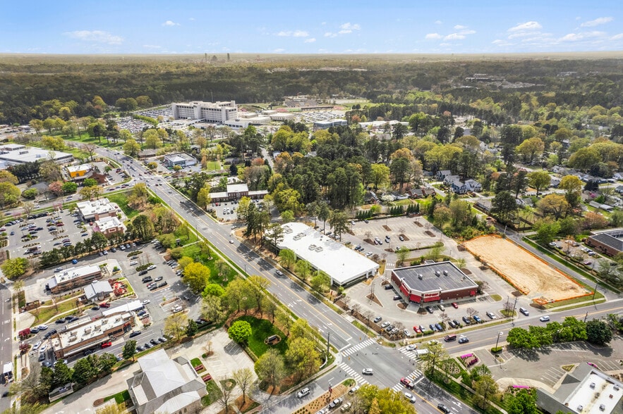 More Photos Of 3901 N Roxboro Rd, Durham Medical For Sale