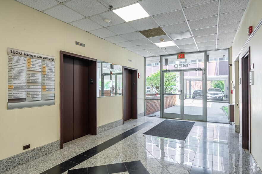 More Photos Of 1820 Ridge Rd, Homewood Office For Sale