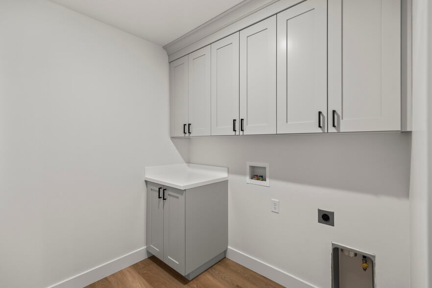 More Photos Of 39 N 200 E, Richfield Multifamily For Sale