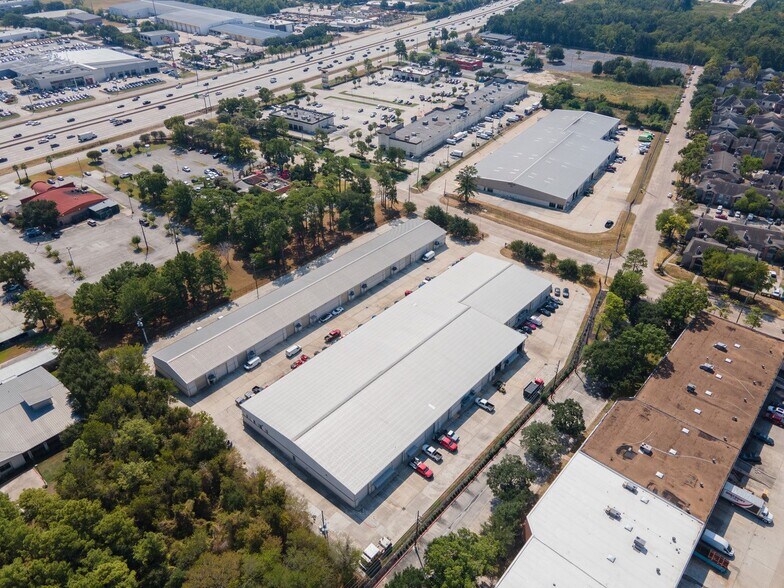 More Photos Of 220 Barren Springs Dr, Houston Warehouse For Lease