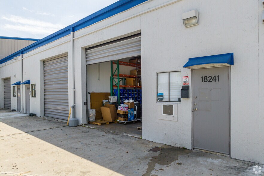 More Photos Of 18227-18243 NE 4th Ct, Miami Unknown For Lease