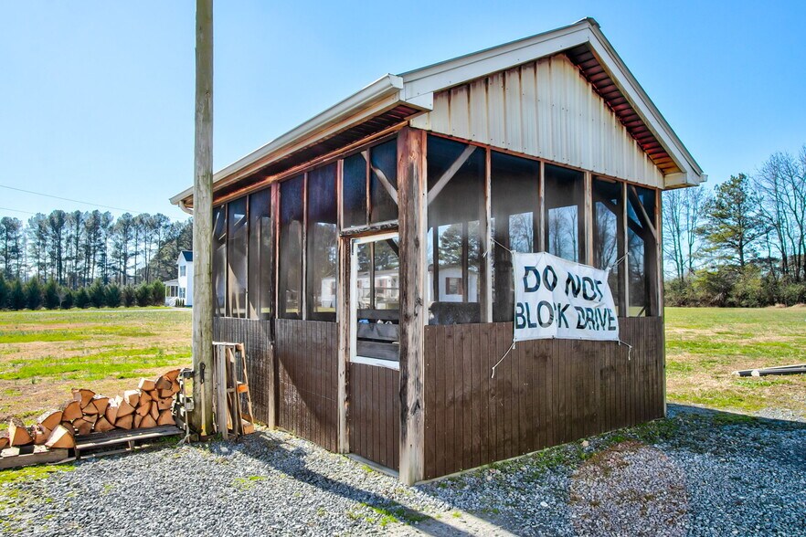 More Photos Of 868 County Line Rd NE, Resaca Convenience Store For Sale