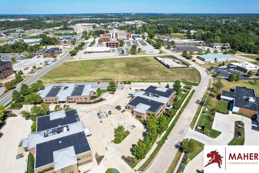 More Photos Of 205 Portland St, Columbia Medical For Sale