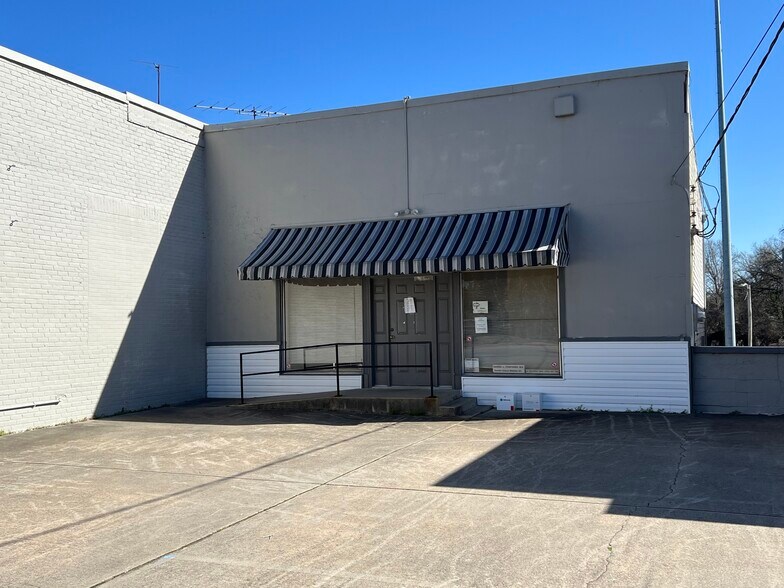 More Photos Of 125 Watson St, Danville Office For Sale