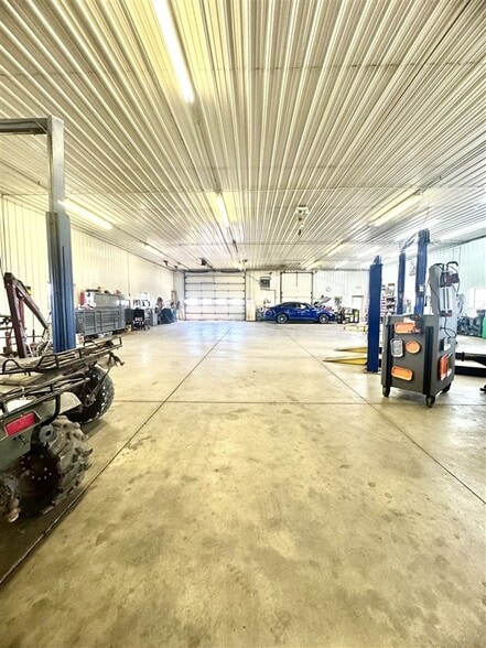 More Photos Of 8062 US Route 127, Greenville Flex For Sale