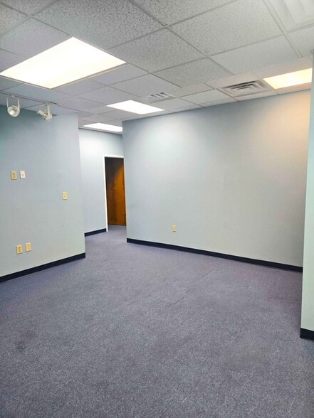 More Photos Of 1555 Howell Branch Rd, Winter Park Office For Lease