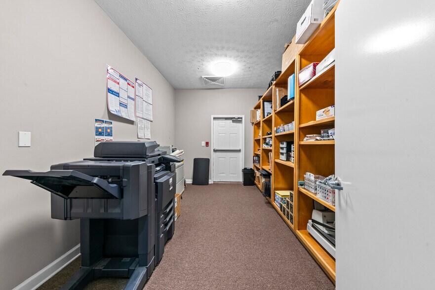 More Photos Of 4440 Tuck Rd, Loganville Research And Development For Sale