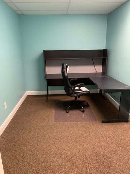 More Photos Of 7552 Navarre Pkwy, Navarre Office For Sale