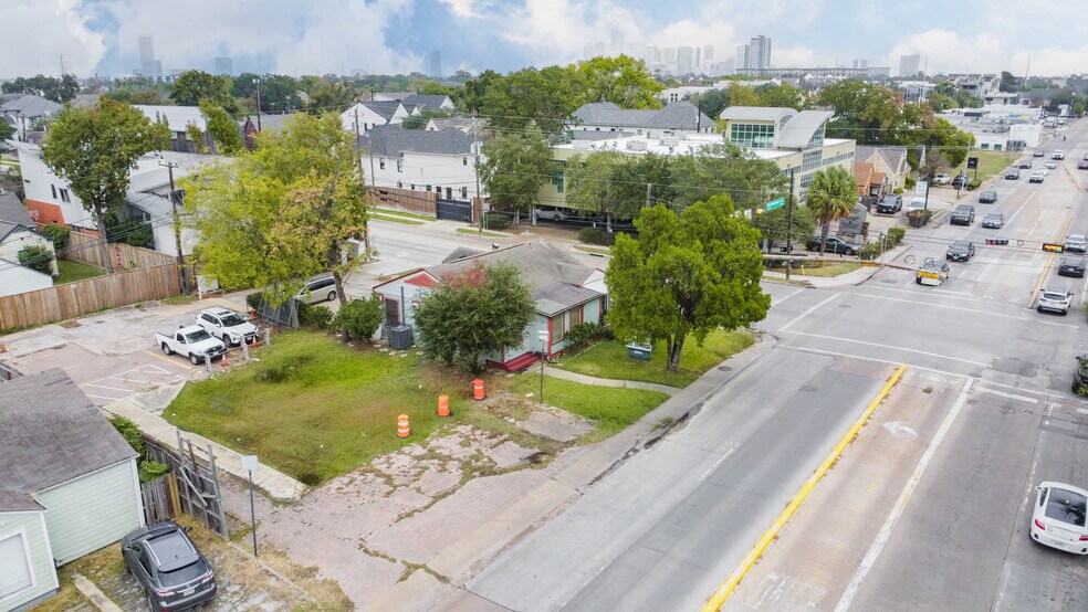More Photos Of 2202 Richmond Ave, Houston Medical For Sale