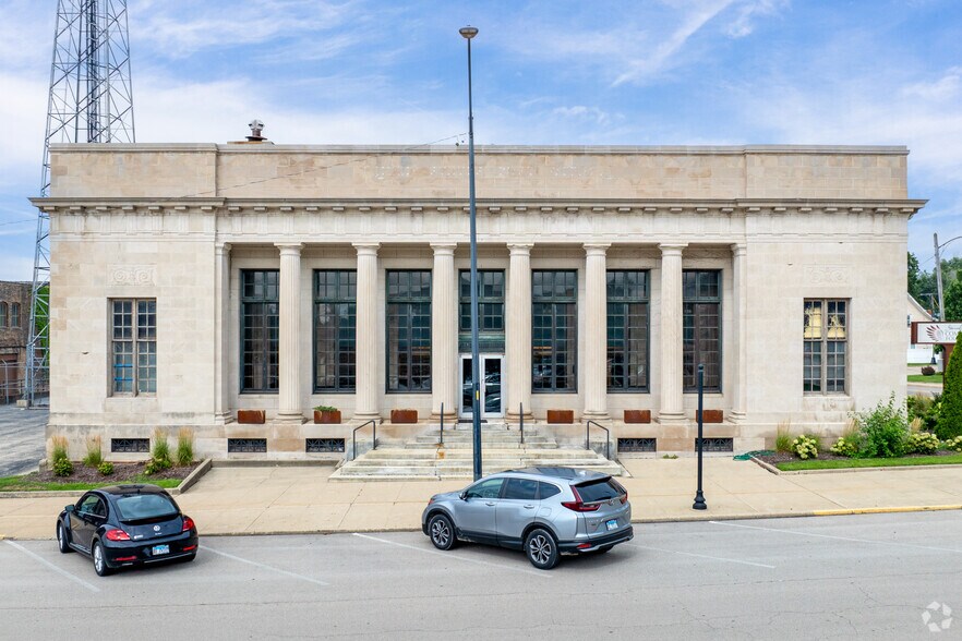 More Photos Of 241 Marquette St, La Salle Office For Sale