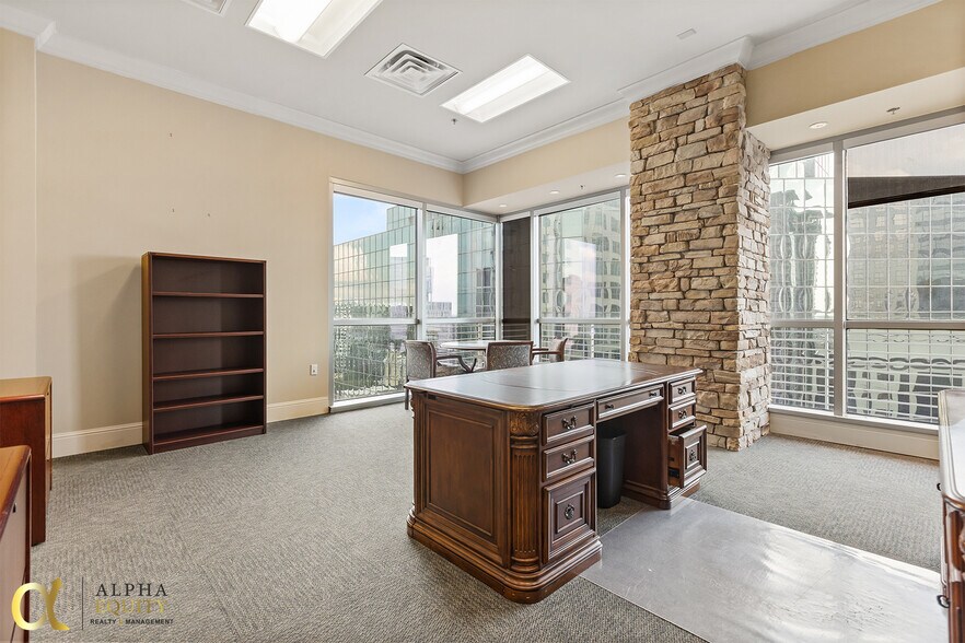 More Photos Of 189 S Orange Ave, Orlando Office Residential For Sale