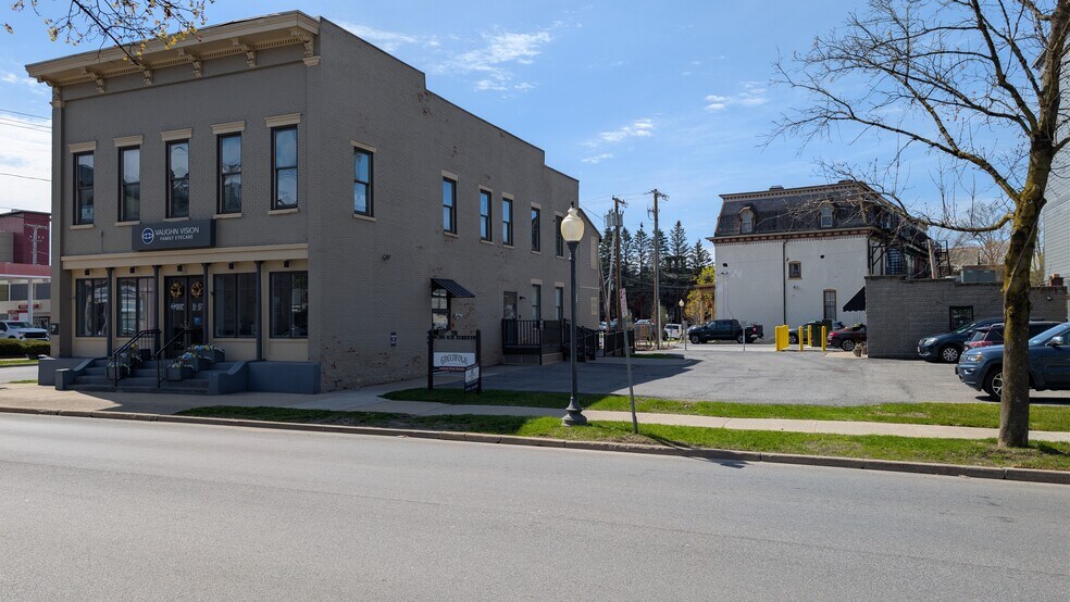 More Photos Of 58 Church St, Saratoga Springs Freestanding For Lease