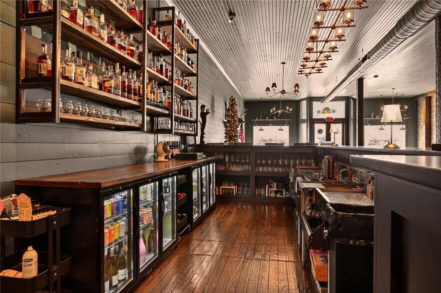 More Photos Of 202 S 2nd St, Odessa Specialty For Sale