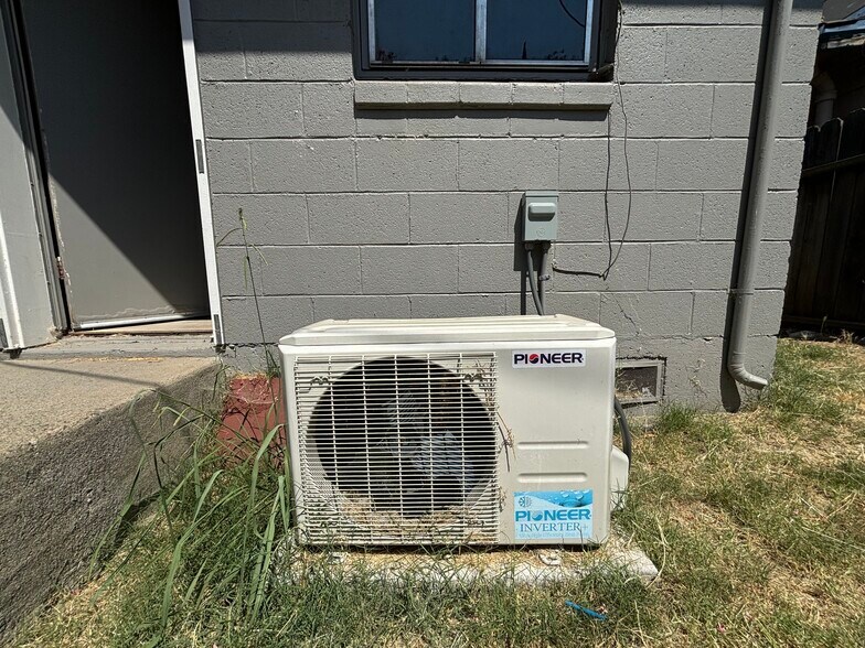 More Photos Of 409 Washington Blvd, Roseville Apartments For Sale