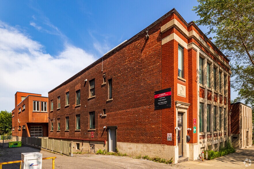 Primary Photo Of 2259-2261 Av Papineau, Montréal Office For Sale