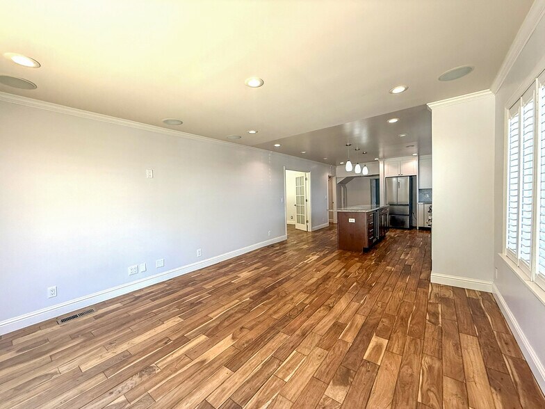 More Photos Of 1257 Magnolia St, San Carlos Land For Sale