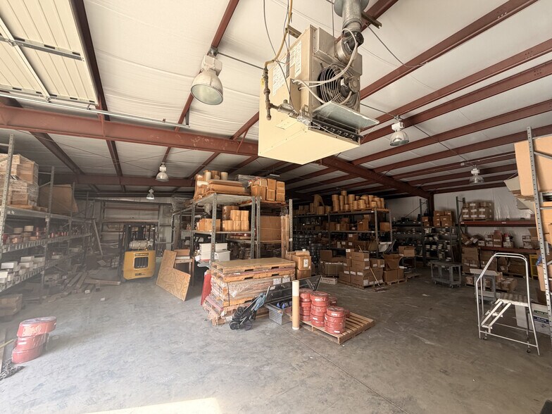 More Photos Of 514 Concord Industrial Dr, Seneca Flex For Sale