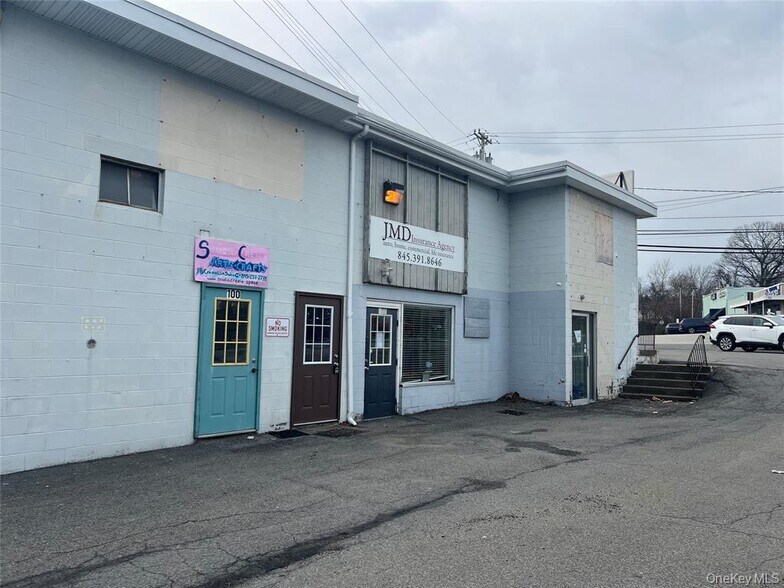 More Photos Of 357 Windsor Hwy, New Windsor Township Storefront Retail Office For Lease
