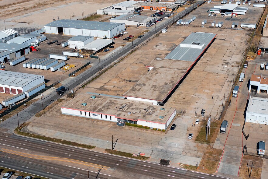 More Photos Of 3817 Irving Blvd, Dallas Truck Terminal For Lease