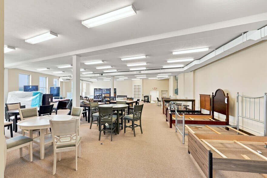 More Photos Of 3506 Memorial Ave, Lynchburg Office For Sale
