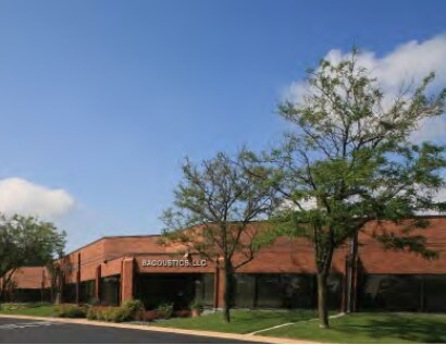 More Photos Of 5929 Baker Rd, Minnetonka Flex For Lease