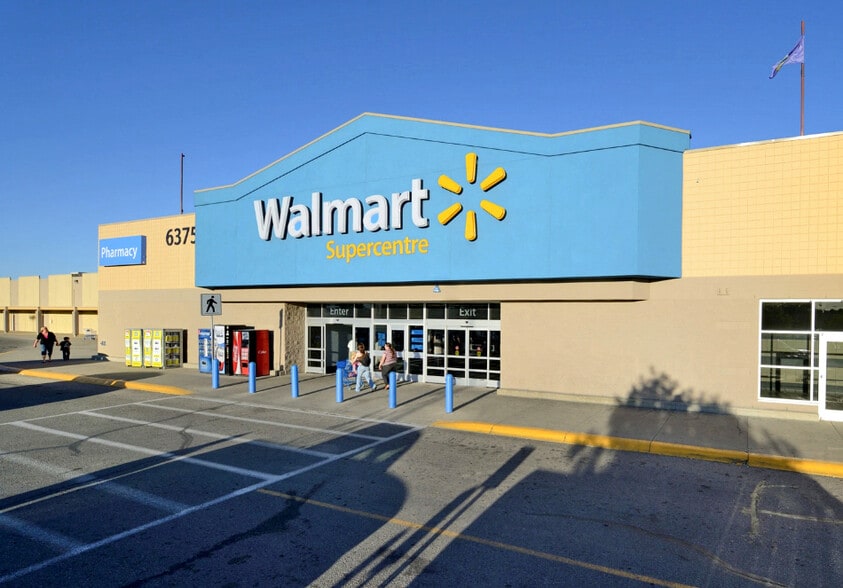 More Photos Of 6359 50 Av, Red Deer General Retail For Lease