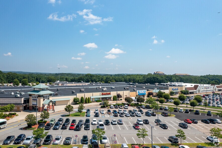 More Photos Of 622 George Washington Hwy, Lincoln Movie Theatre For Sale