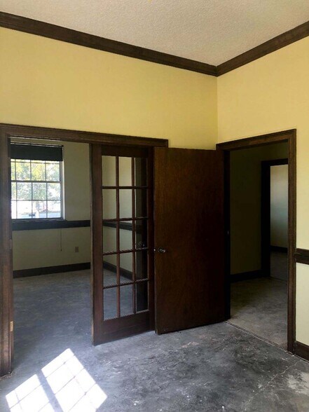 More Photos Of 1103 N Laura St, Jacksonville Medical For Lease