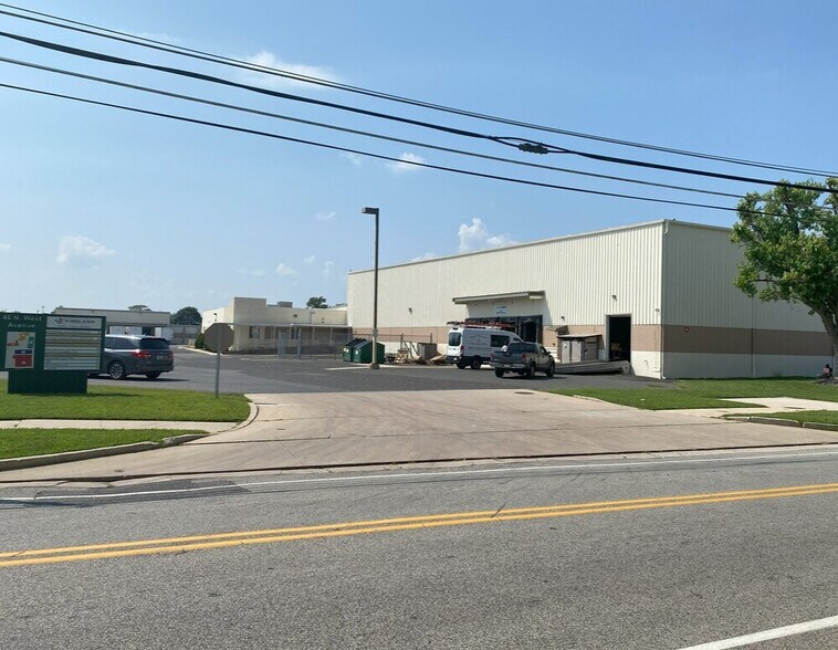 Primary Photo Of 46 N West Ave, Vineland Distribution For Lease