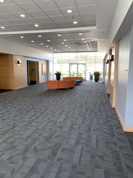 More Photos Of 4600 Northgate Blvd, Sacramento Office For Lease