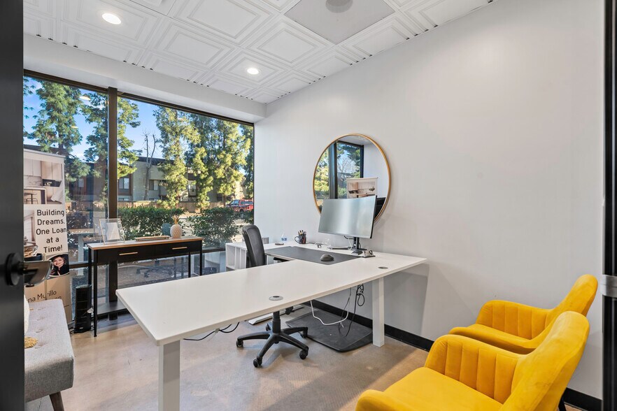 More Photos Of 4600 W American Ave, Bakersfield Office For Sale