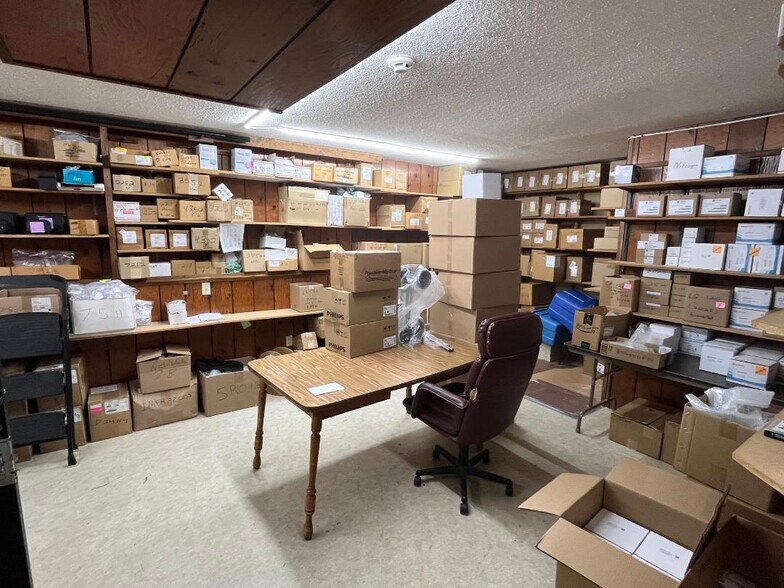 More Photos Of 284 Merrow Rd, Tolland Office For Lease