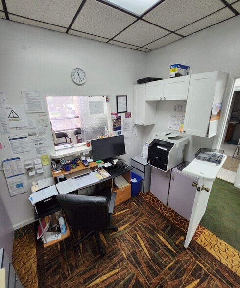 More Photos Of 3003 S Congress Ave, Lake Worth Medical For Sale